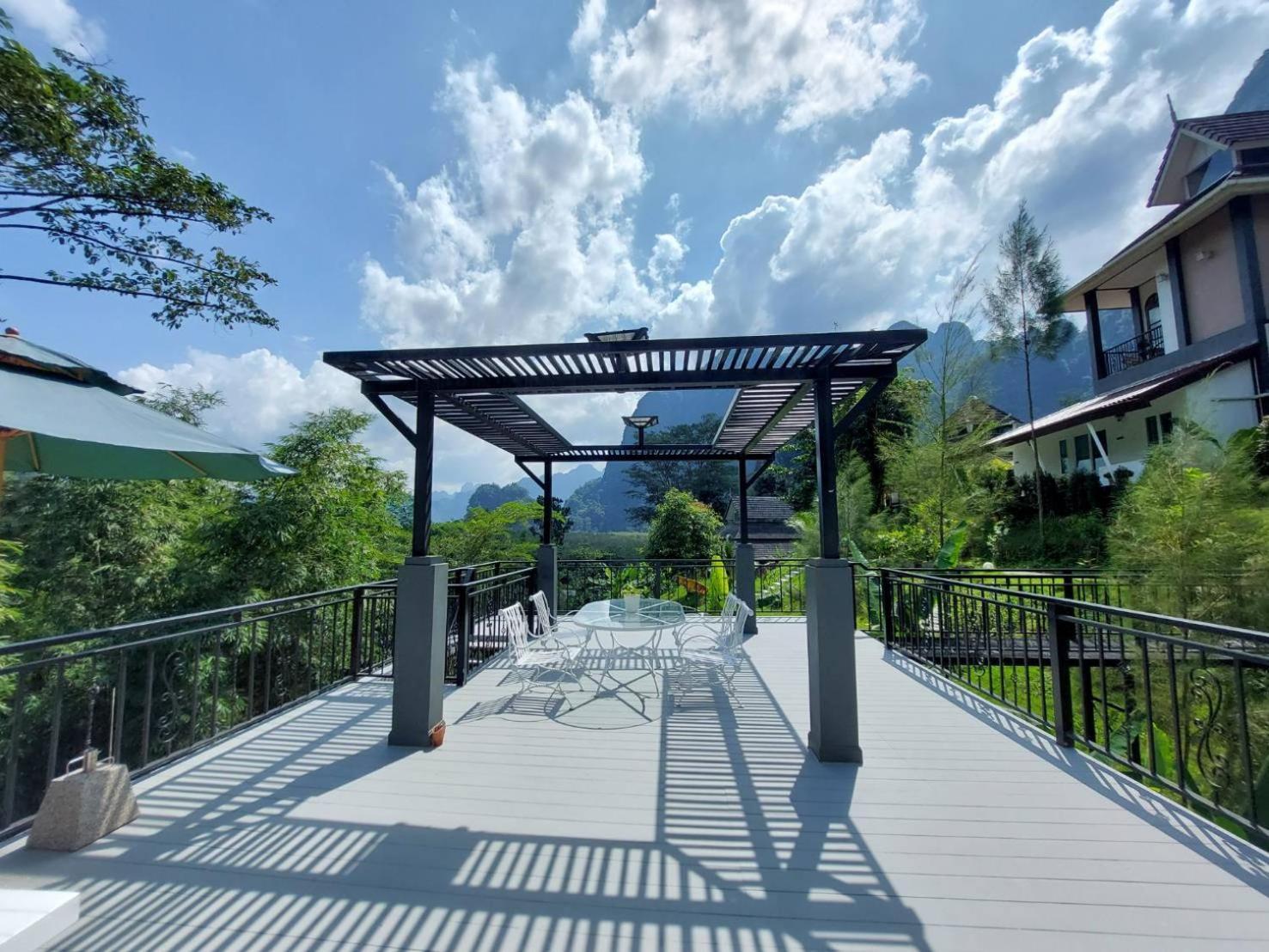 Magical Mountain View Resort Khao Sok National Park Exterior photo