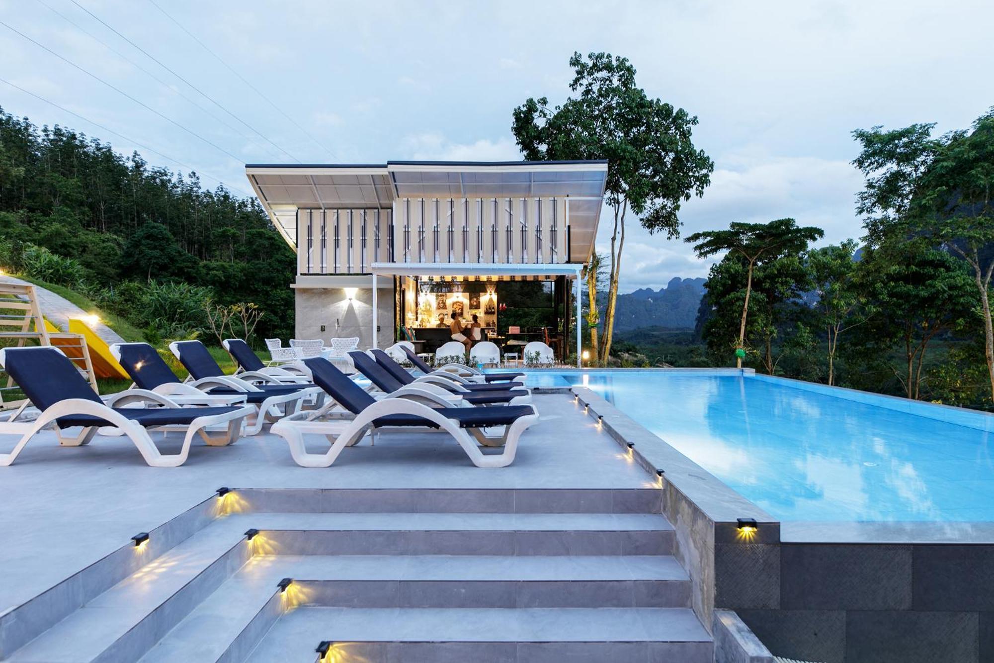 Magical Mountain View Resort Khao Sok National Park Exterior photo